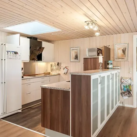 Ottar - 400m From The Sea By Interhome بيت للعطل